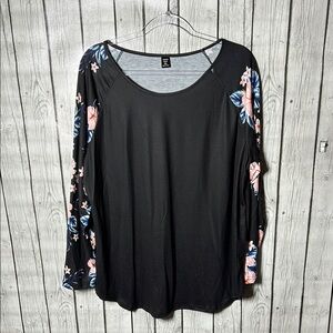 Shein curve floral long sleeve top size 2XL
